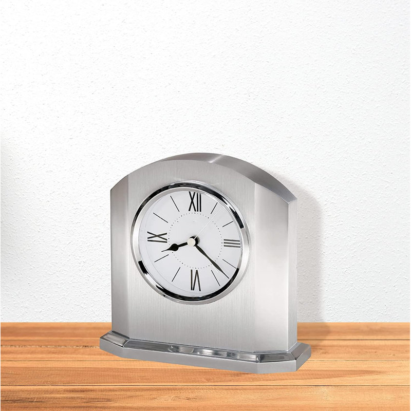Fashionable Silver Table Clock