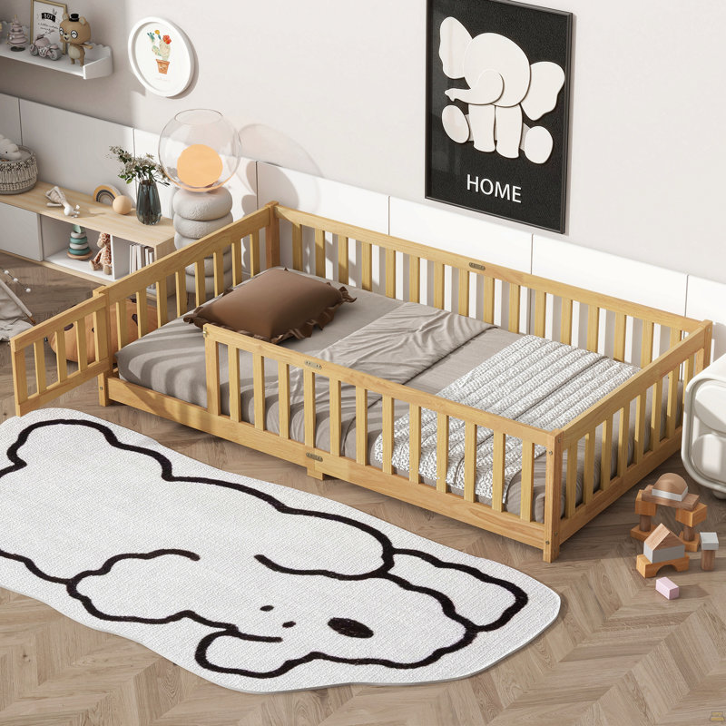 Lit simple au sol avec clôture et porte, lit en bois d'hévéa avec garde-corps de sécurité, Lit simple, Gris