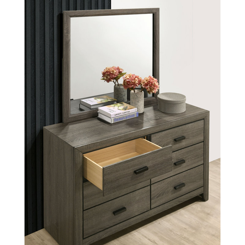 47'' W 6 - Drawer Dresser