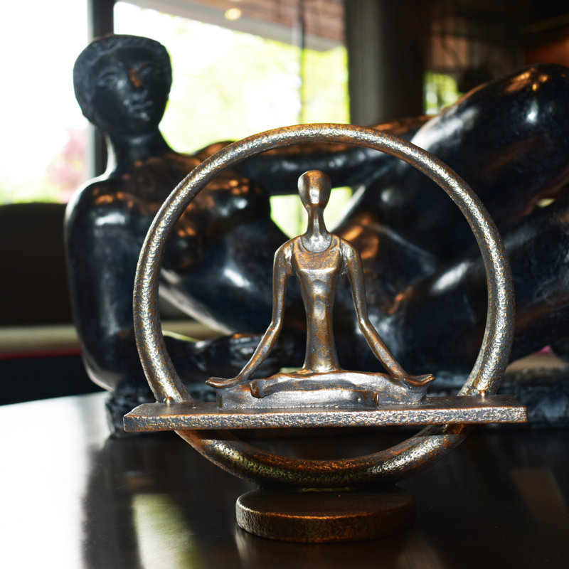 Sculpture Adam et ses amis, cercle de méditation et de yoga | 1 pièce, Étain, H 7 po x l 2 po x P 4 po 