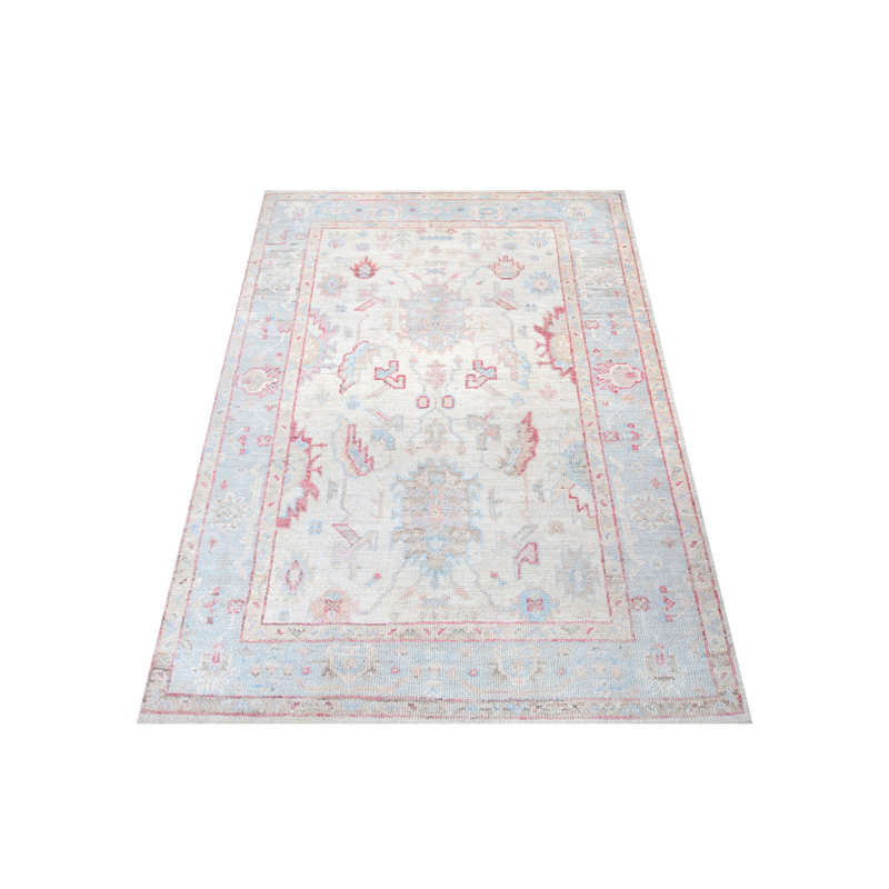 Ushak Wool Weft