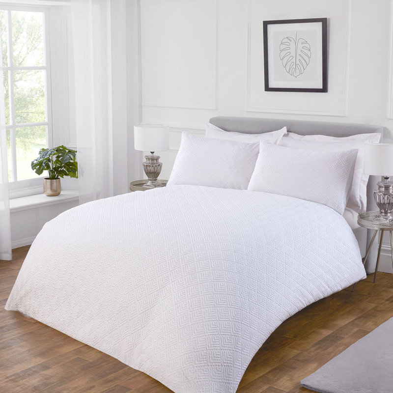 Polyester Solid Colour Duvet Cover Set, Super King Bed (260 x 220 cm)