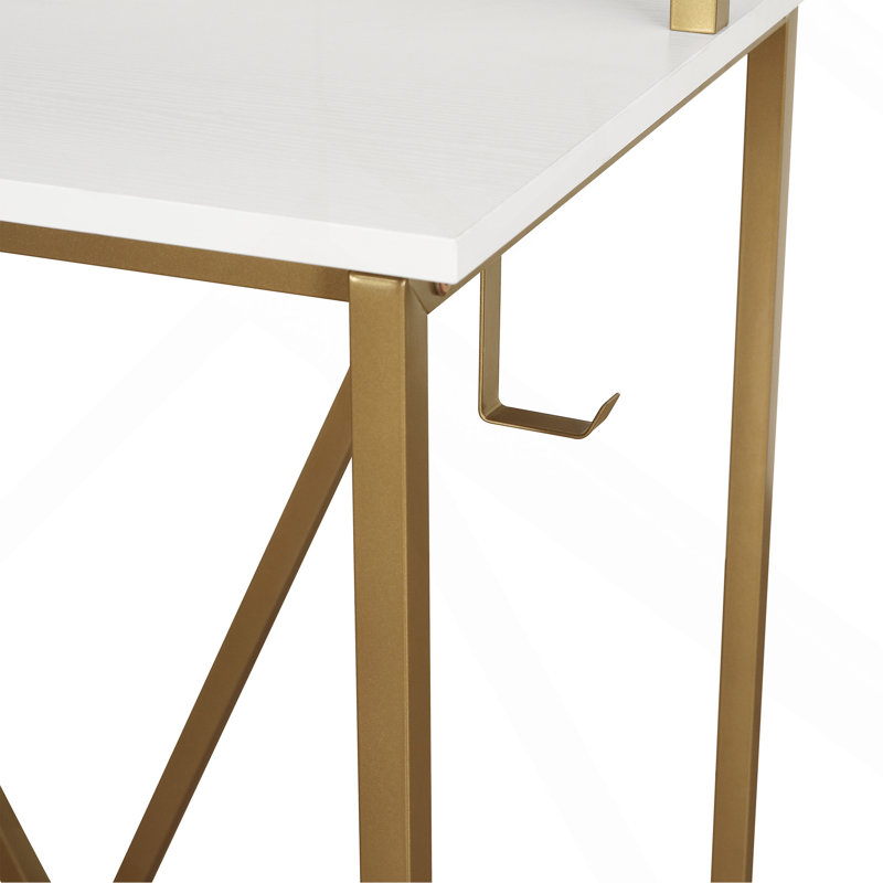 Bureau d'écriture industriel, doré