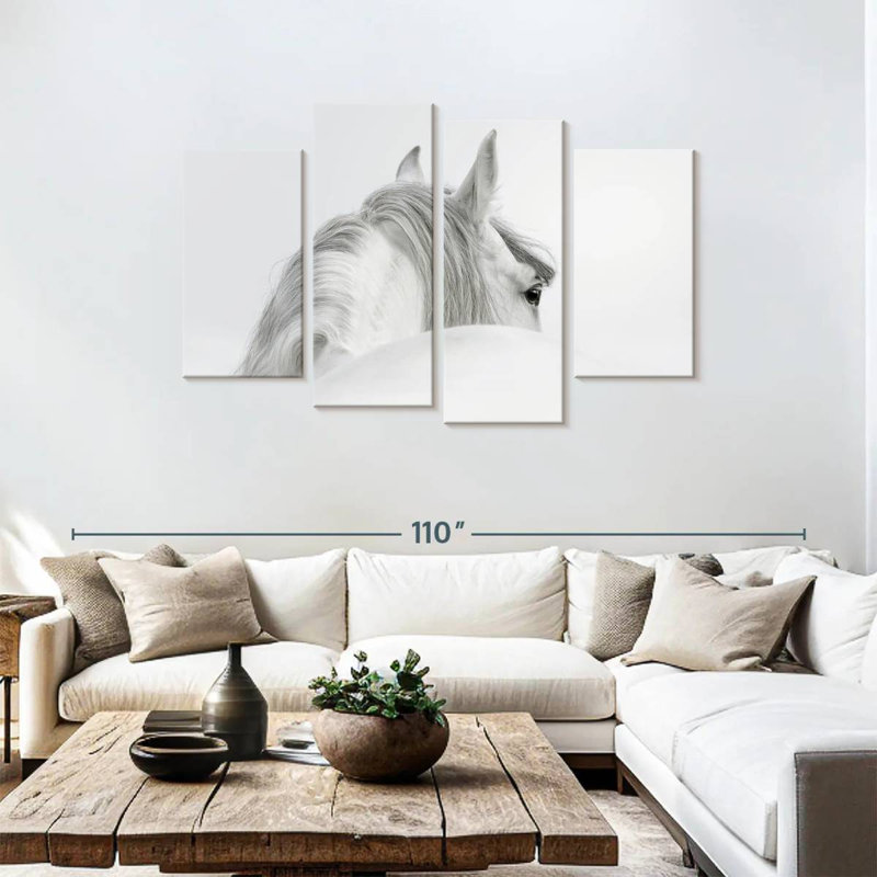 Cheval blanc exquis, H 48 po x l 75 po