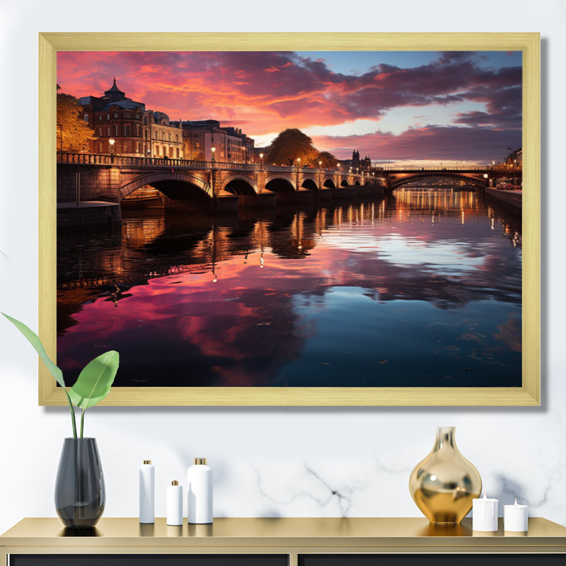 «Dublin Beautiful Cityscape II», reproduction, H 12 po x l 20 po x P 1 po, Encadrement doré