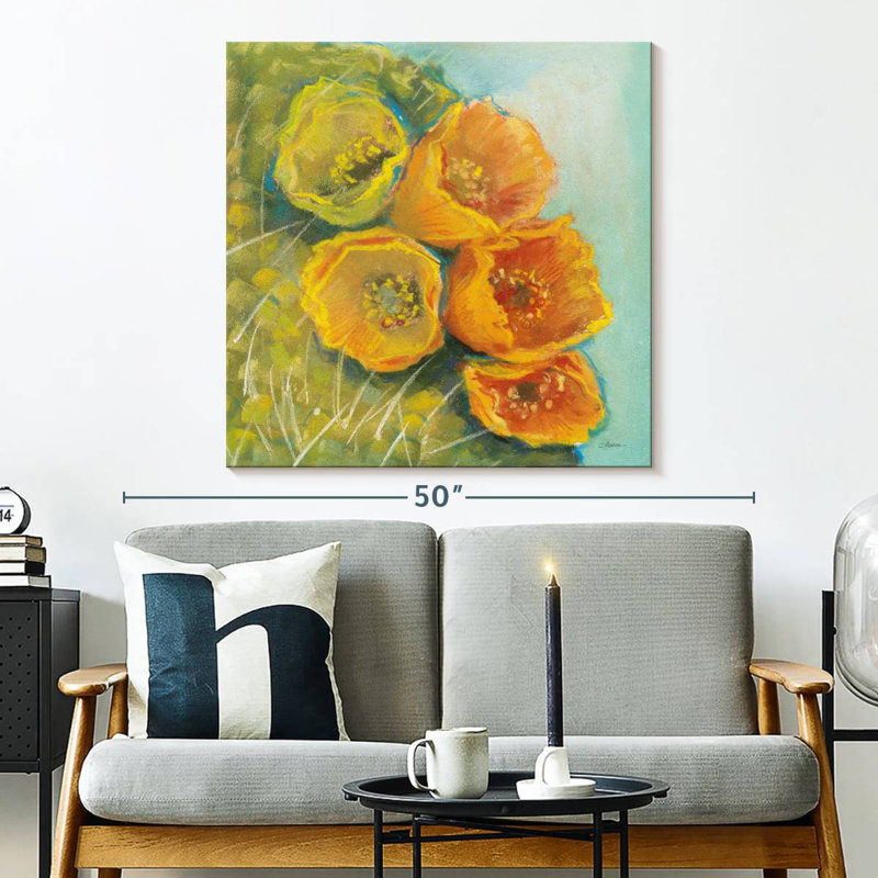 Plante grasse en fleurs II, H 33 po x l 33 po