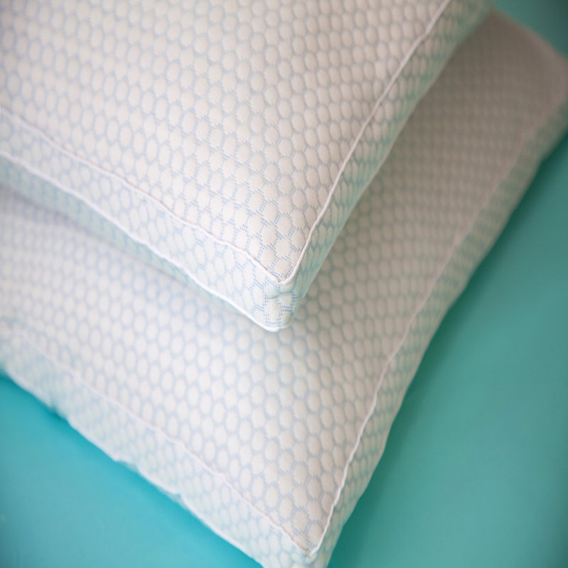 Medium Cooling Pillow with Gusset, Standard