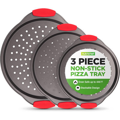Nutrichef 3 Piece Pizza Tray Set With Silicone Handle - Round Steel Non-Stick Pan With Perforated Holes (Gold Coating)