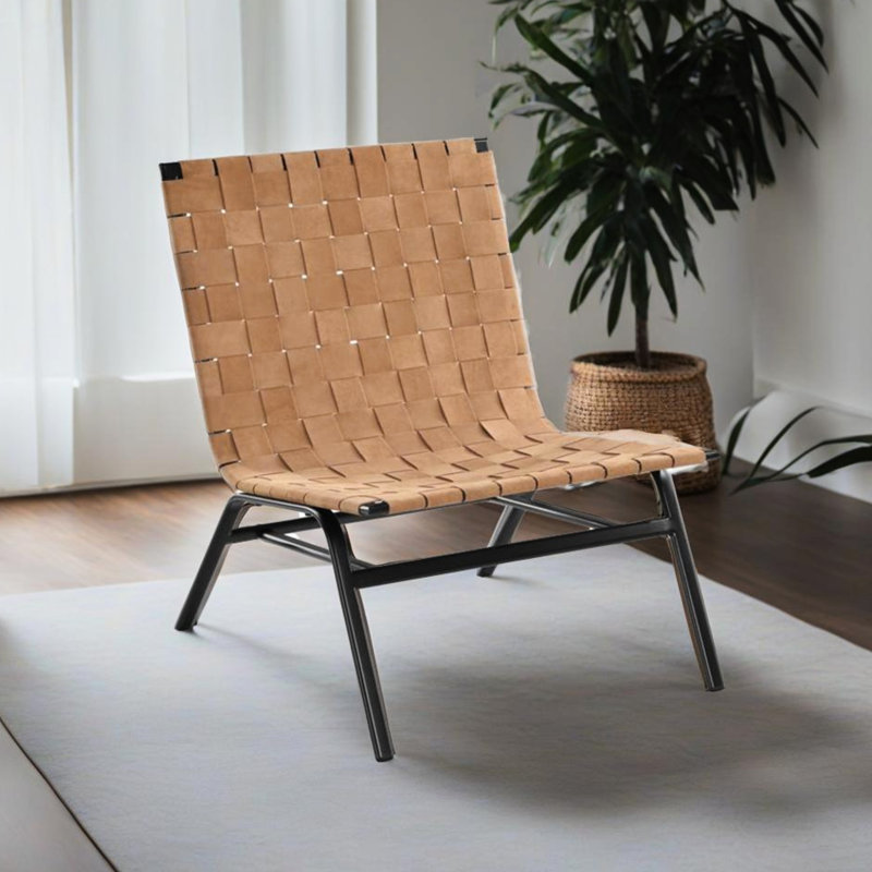 Élégant siège en cuir brun - couleur de tissage de panier et de chaise d'appoint tissée en métal durable avec un style Mid-Century
