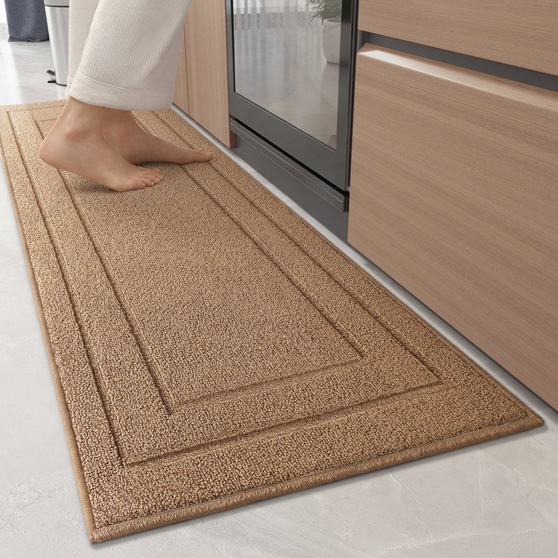 Tapis de cuisine antidérapant Capucina, Noir, Rectangle 1 pi 4 po x 4 pi 9 po
