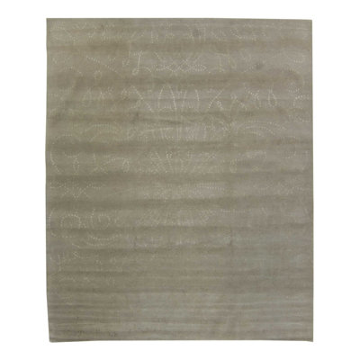 Tiara Floral Area Rug in Gold/Gray