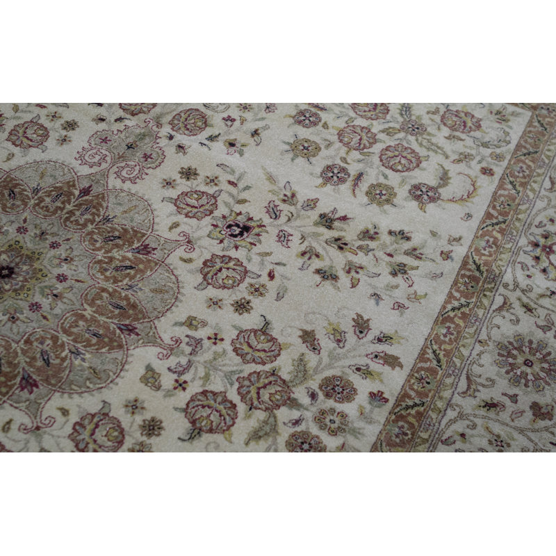 Tapis beige et beige noué à la main de haute qualité