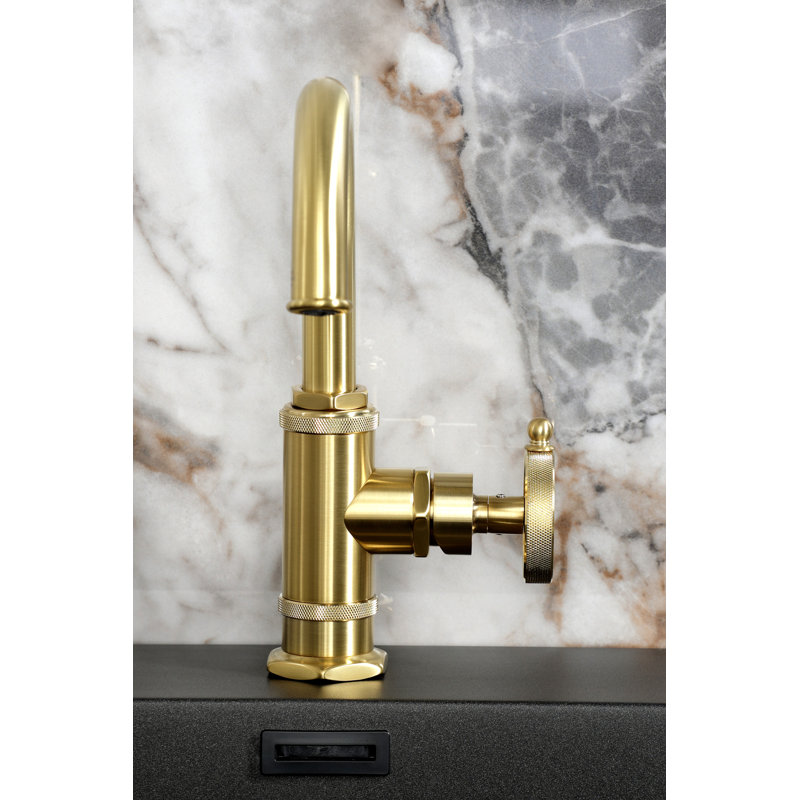 Robinet de salle de bain 1 trou à fixation sur le comptoir avec poignée moletée et bonde à poussoir Kingston, Laiton brossé