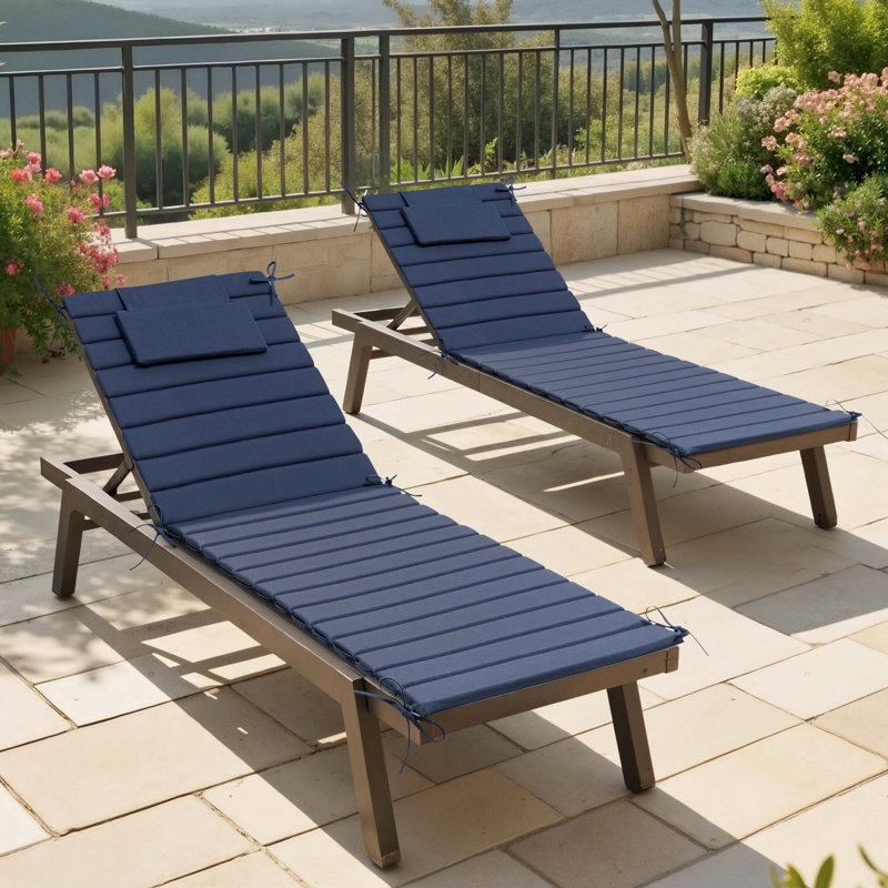Coussin de chaise longue d'extérieur, L 26 po x P 82 po, Bleu marine
