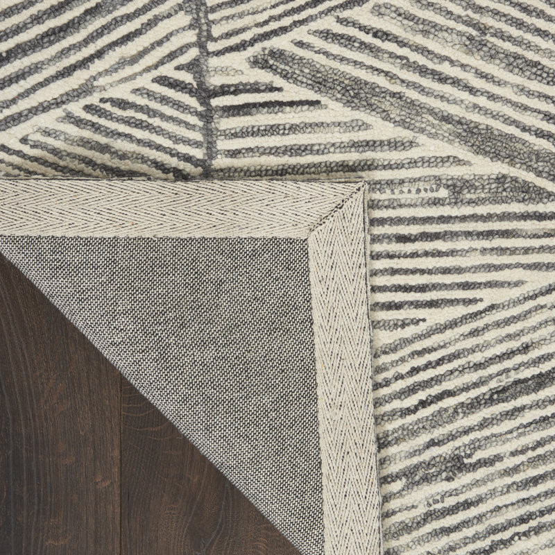 Tapis gris touffeté en laine, Rectangle 3 pi 9 po x 5 pi 9 po