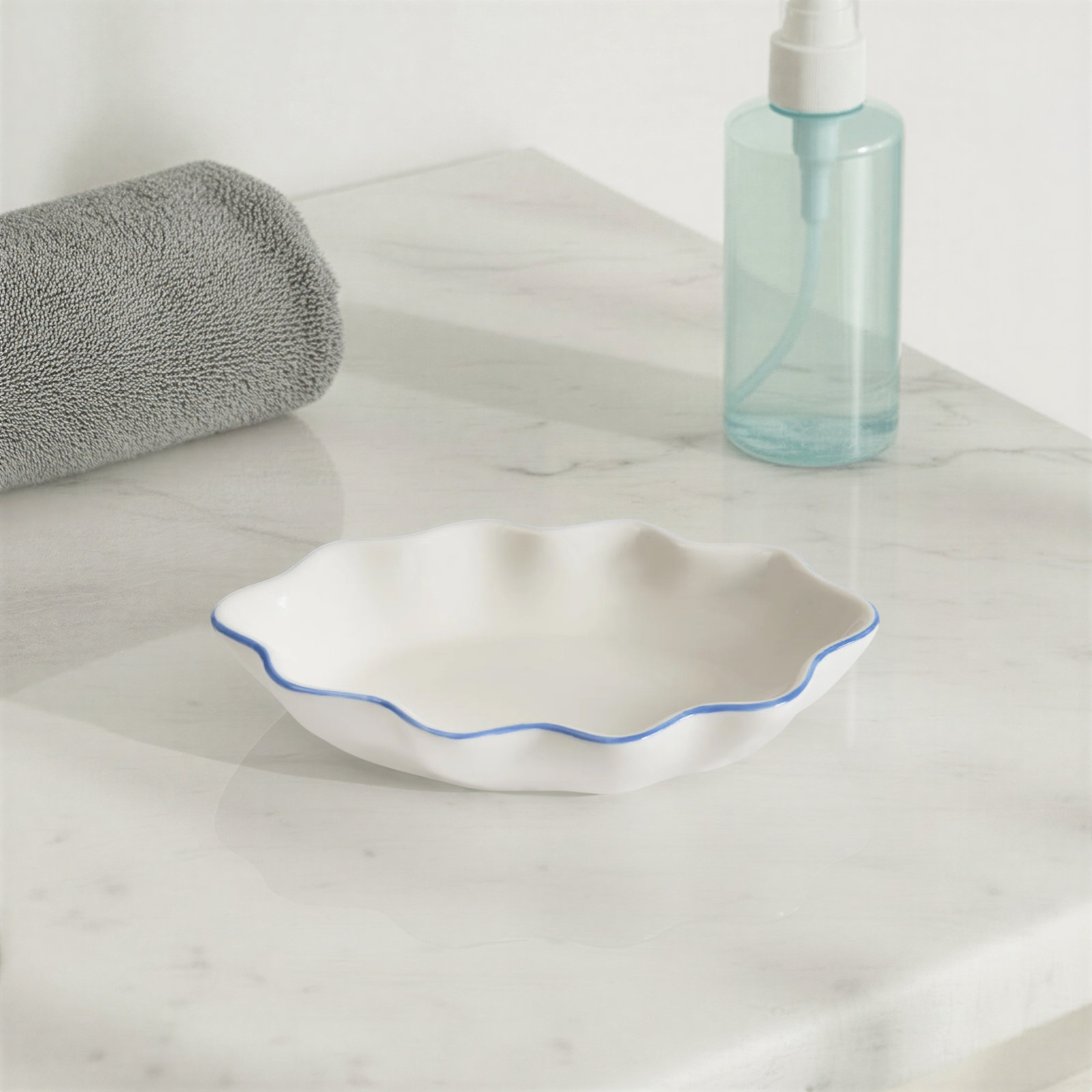 Le Marais Blue Soap Dish