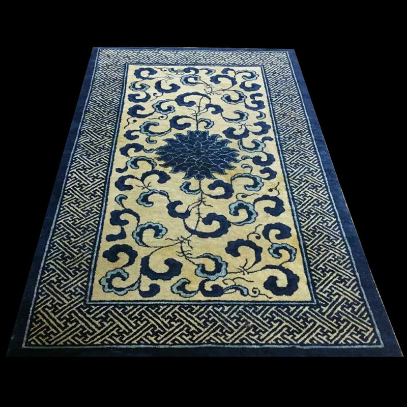 Tapis chinois antique et ivoire des années 1930