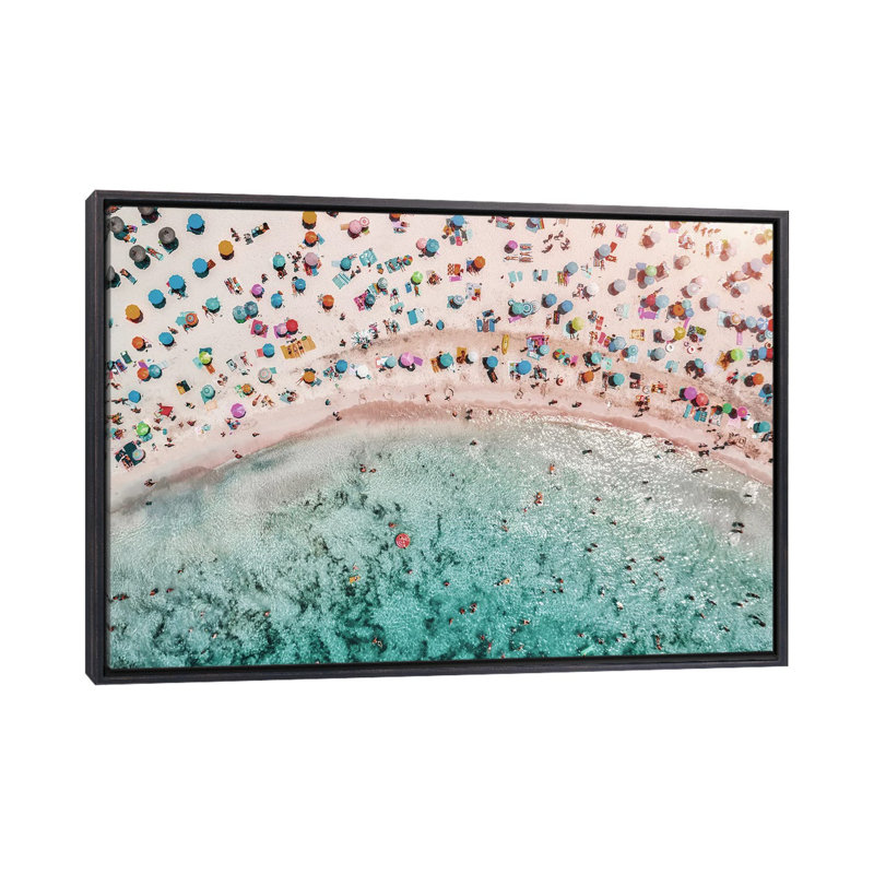 «Beachy» par Honeymoon Hotel - impression, H 18 po x l 26 po x P 1,5 po, Toile avec cadre noir patiné, Pas de tapis