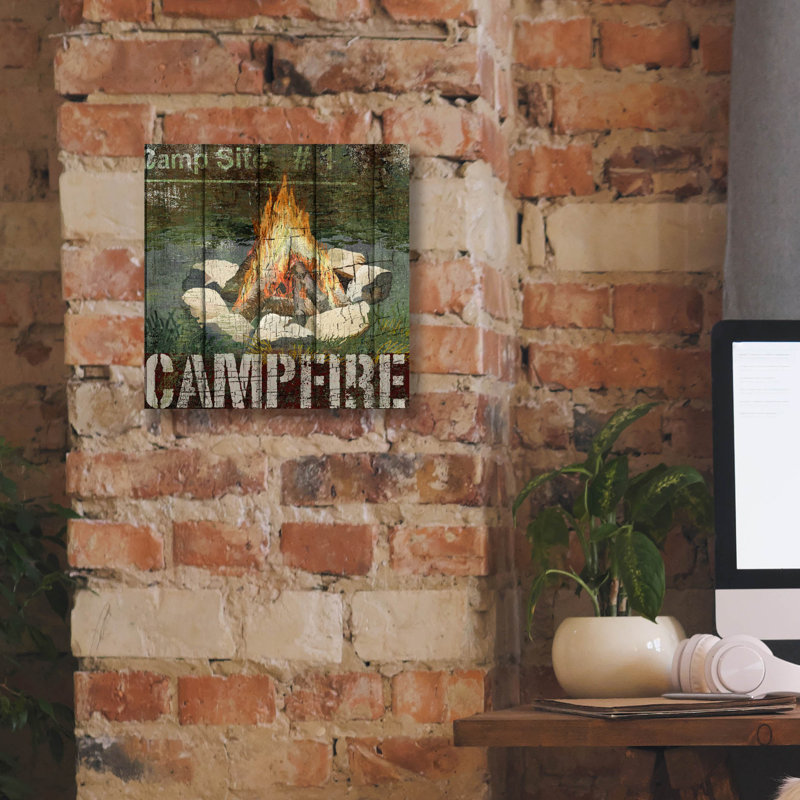 "Epic Graffiti" Open Season Campfire "par Art Licensing Studio, art mural sur toile, H 12 po x l 12 po x P 0,75 po