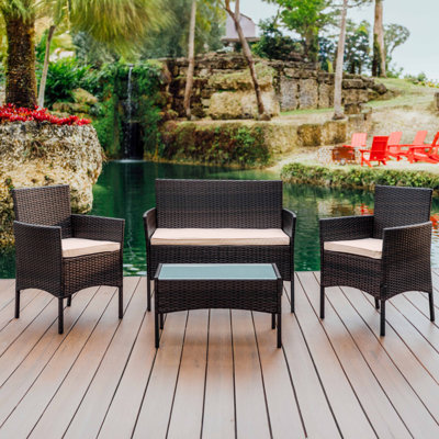 4-Person Outdoor Seating Group with Cushions
