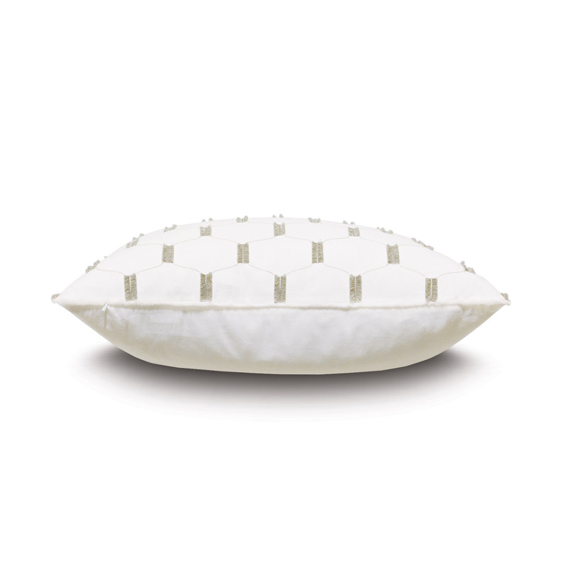 Theodosia Sham, Standard
