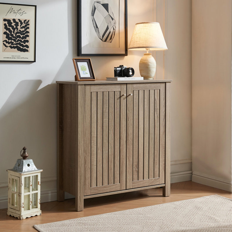 Range-chaussures, armoire de rangement, armoire d'entrée avec deux portes ventilées de style lattes