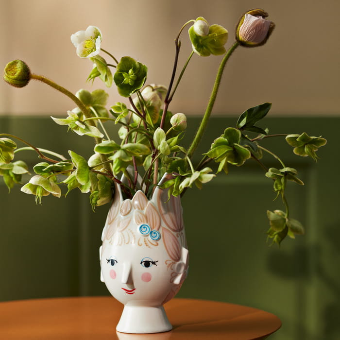 Titania Ceramic / Porcelain Table Vase