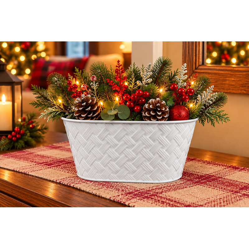Woven White Pattern Bucket