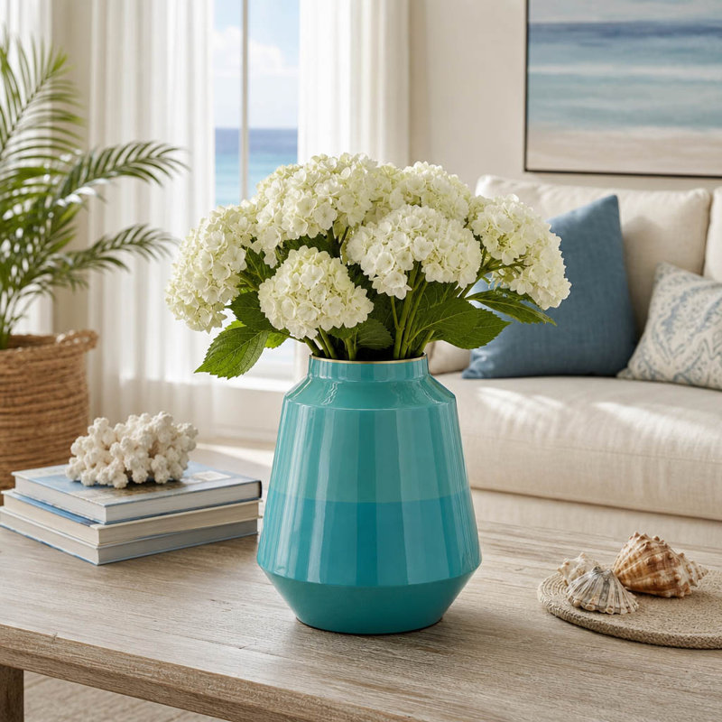 Vase à fleurs moderne en métal effilé pour coiffeuse Modern
