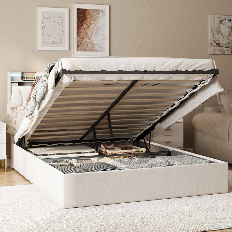 Helmgard Upholstered Platform Bed, White, King