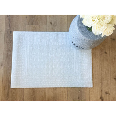 Tapis de sol Stitches
