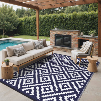 Geometric Recycled P.E.T Area Rug