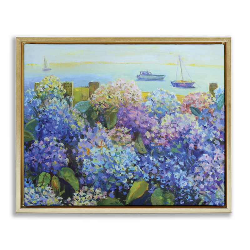 «Hydrangea by the Sea», art mural encadré par Catherine Elliot, Cadre flottant métallique doré, H 17 po x l 21 po