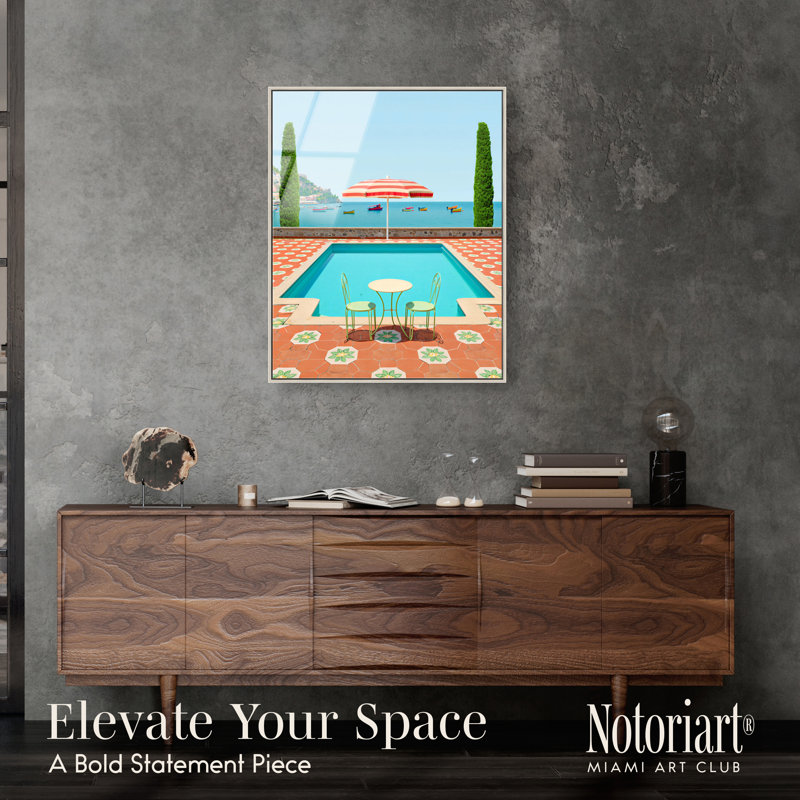 «Poolside Muse II», reproduction d'art acrylique encadrée par Notoriart, cadre argenté, H 31 po x l 25 po, H 31 po x l 25 po