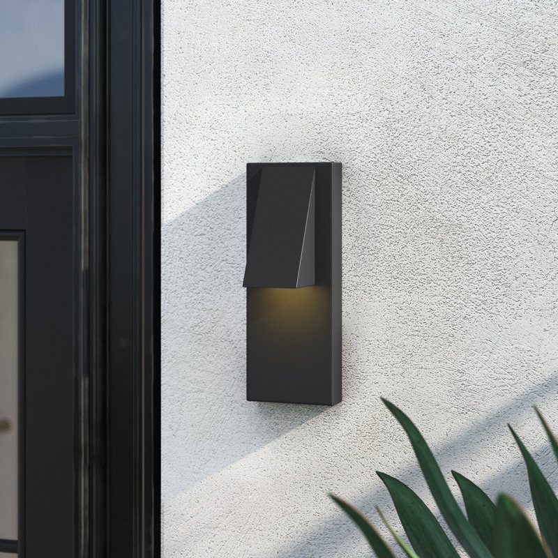 Dale LED Wall Light, Black