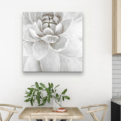 Delicate chrysanthemum - 32"x32" art on canvas