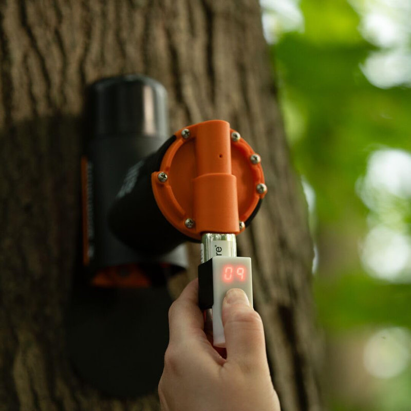 2B890213BD2740D3AC3DBD4FF24E06EB A18 Ensemble de pièges à écureuils gris avec support pour arbre, noir