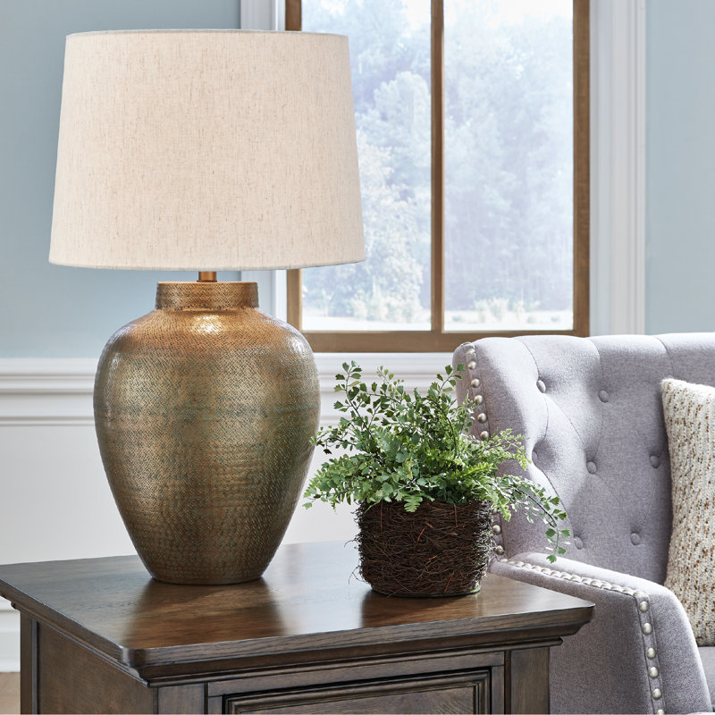 Ervand Table Lamp