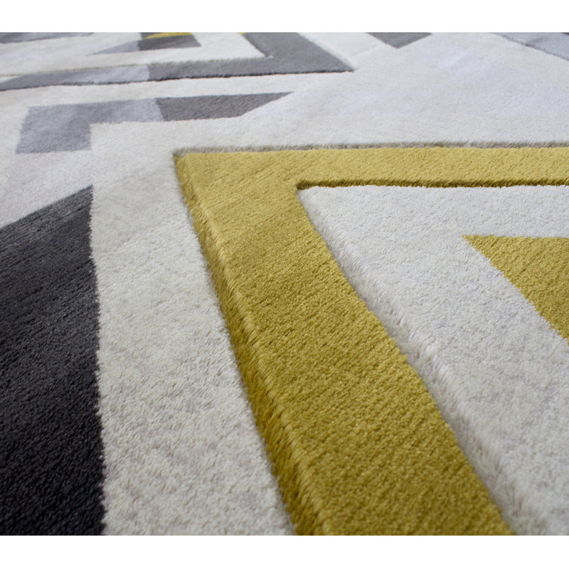 Tapis gris / jaune en polypropylène tissé à la machine Hael, Rectangle 6 pi 7 po x 9 pi 6 po