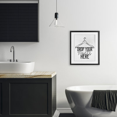 «Drop Pants Here with Hanger», impression sous verre encadrée, conception de Kim Allen