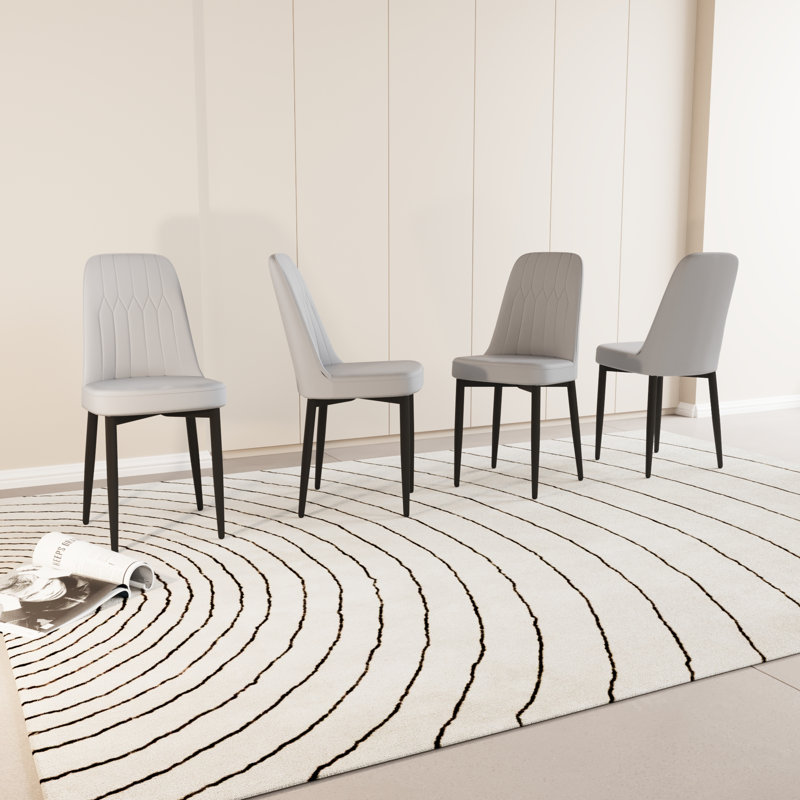 Chaises de salle à manger modernes en cuir PU, coussins confortables, pieds en métal noir pour la salle à manger de la cuisine