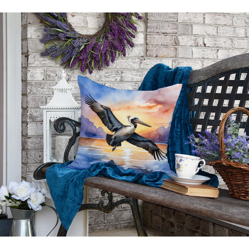 Coussin Pelican Fyling at Sunrise, Carré 18 po