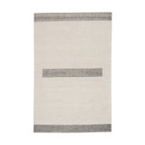Area Rug in Pewter/Ivory