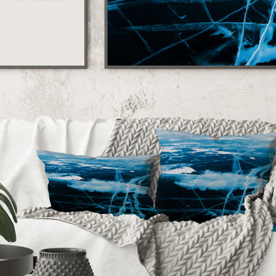 Structure de glace bleue et blanche I - coussin moderne imprimé