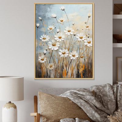 " White Daisy Blooming Elegance III "