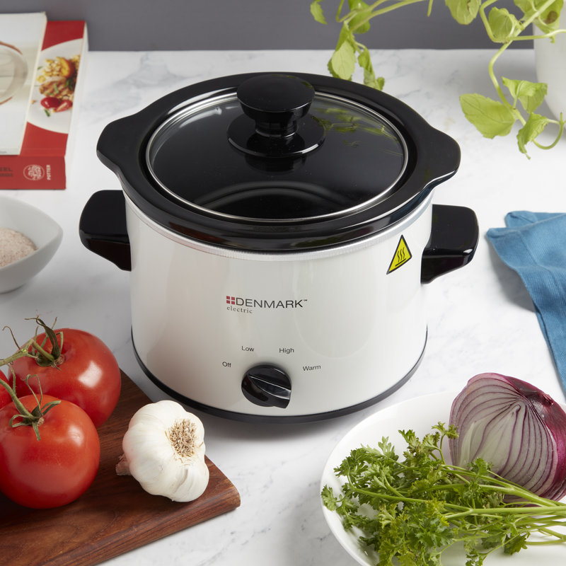 Denmark Electric 1.5 Quart White Non-Stick Slow Cooker
