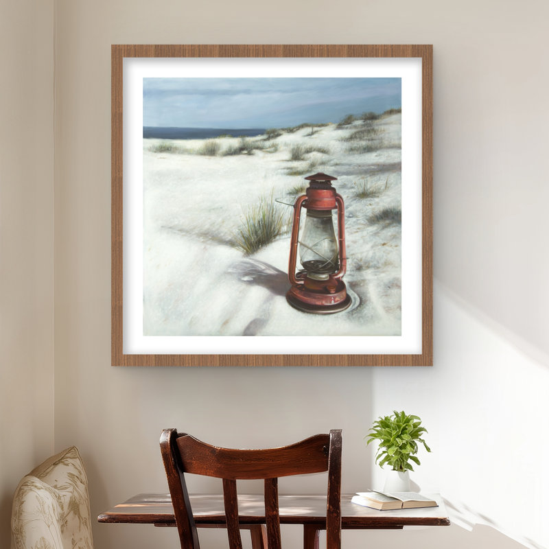 Lanterne sur la plage - reproduction encadrée hyperréaliste, Brun, H 24 po x l 24 po