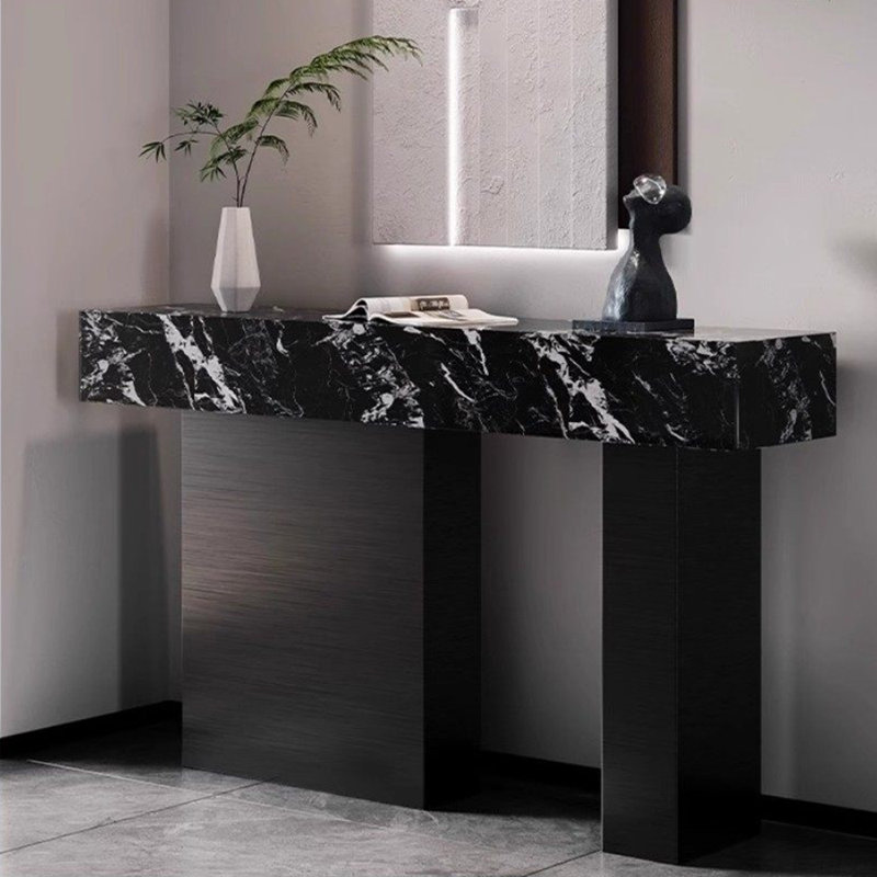 Console en métal de style italien., 33.4" H x 59" W x 13.7" D
