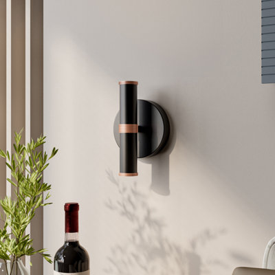 Broux Iron Wallchiere