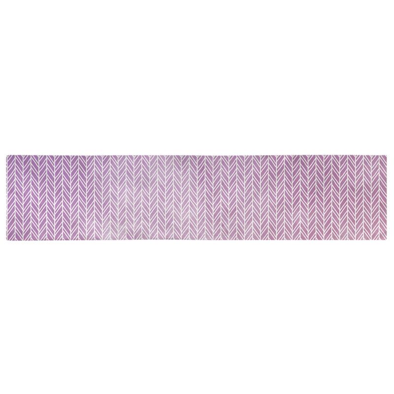 Chemin de table chevrons Avicia, 73,5 po x 17,5 po, Rouge / Mauve, Coton